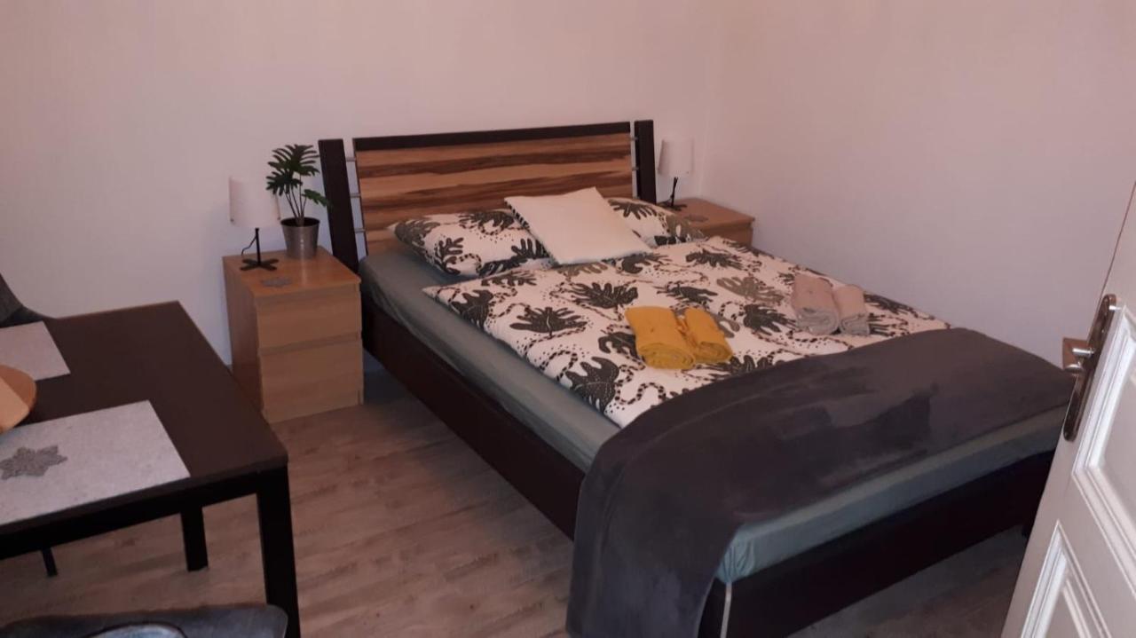Garibaldik Apartman Budapesta Exterior foto